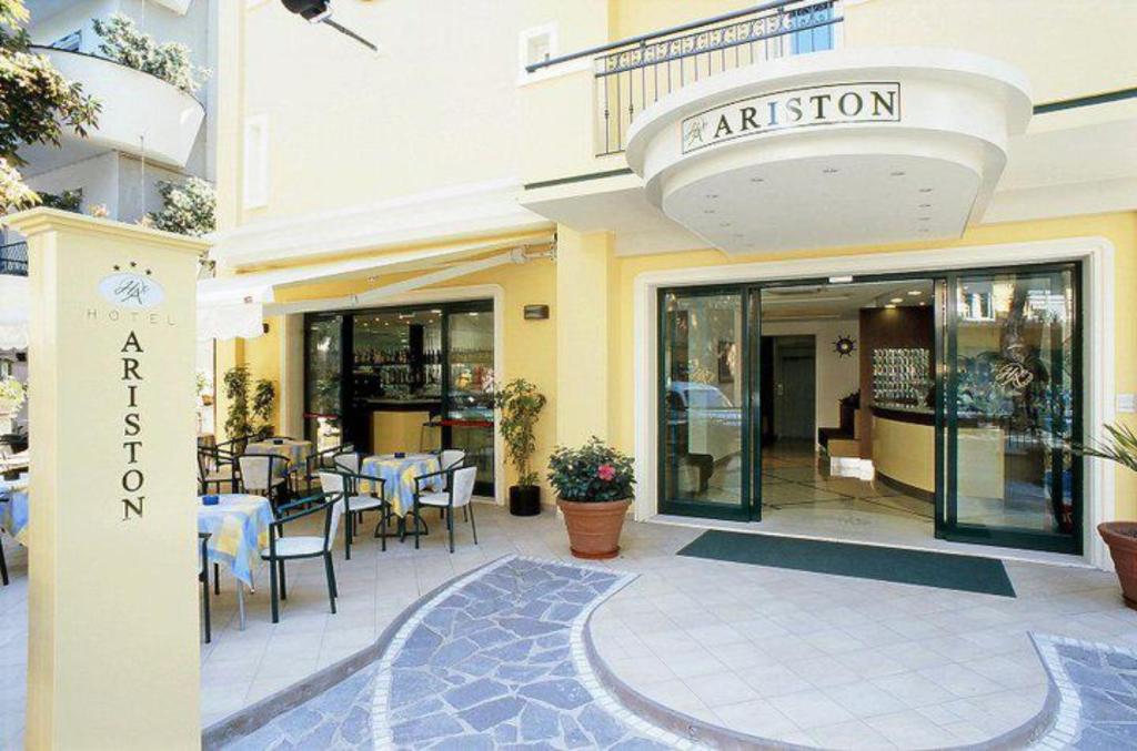 hotel ariston misano